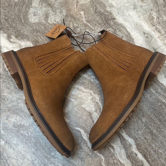 NEW Cliffs by White Mountain Men's Brown Faux Suede Boots Sz 7 - Picture 2 of 6